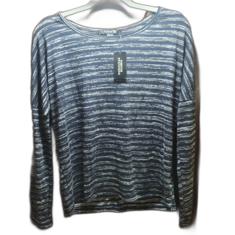 Forever21 Knit Navy/Gray Top Size US Large